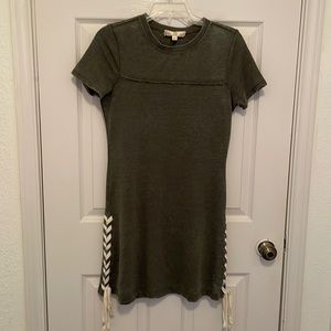 T-shirt dress